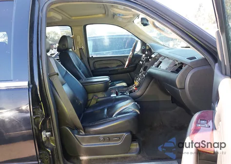 2008 Cadillac Escalade Standard from USA, damaged, VIN 1GYEC63898R167248